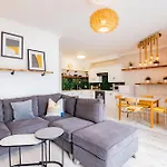 Dockside Haven - Free Parking