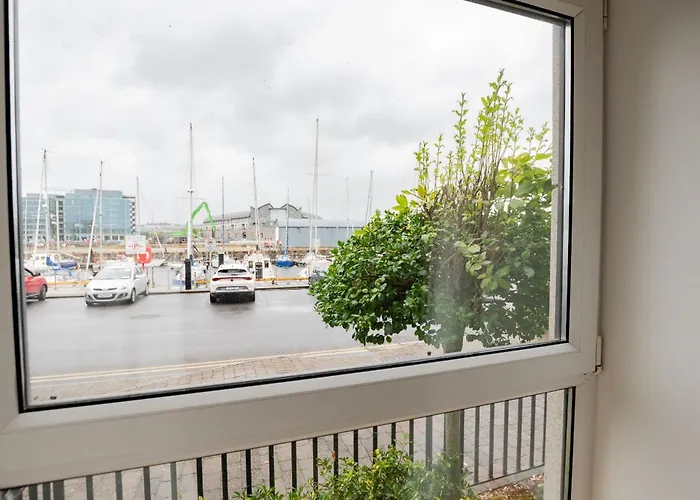 Dockside Haven - Free Parking *